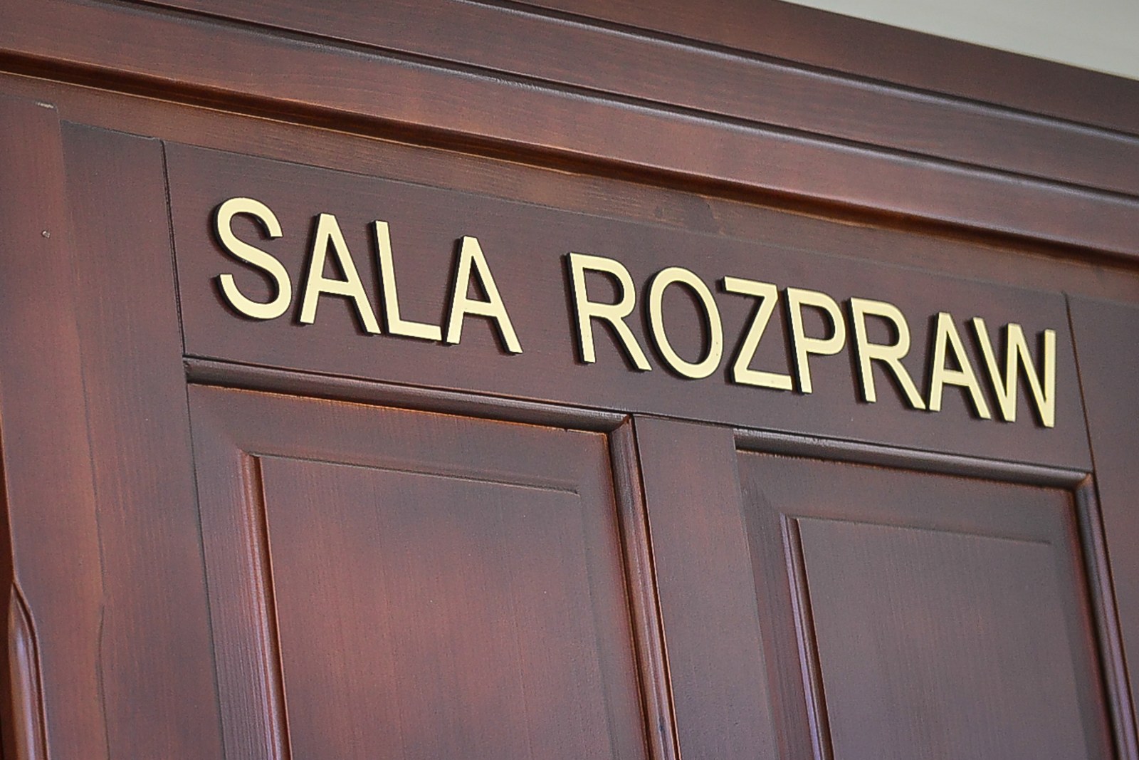 BOCHNIA. Kolejny zwolniony pracownik magistratu poszedł do Sądu. Burmistrz: nic o tym nie wiem!