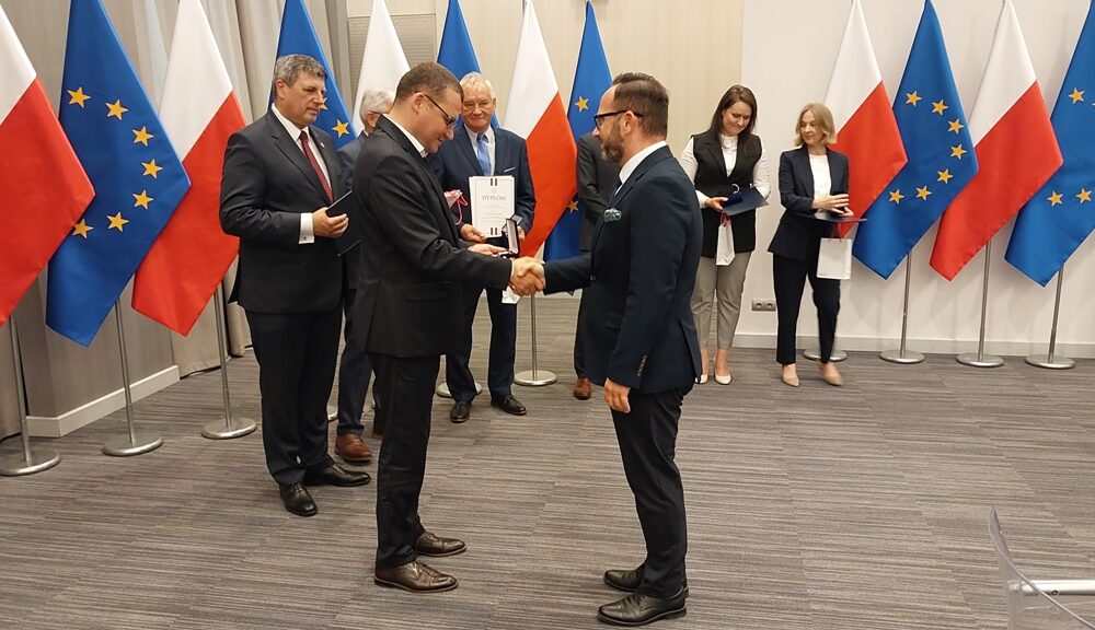 VEIEN Å FØLGES!  Rafał Rudka hedret med Medal for Merit in Local Government – Fokus på Bochnia og Brzesko