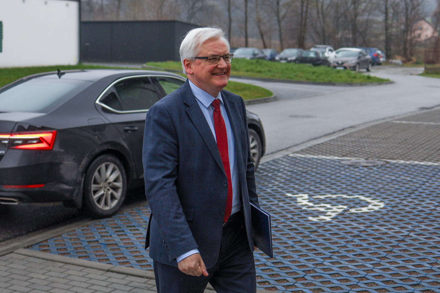 GMINA TRZCIANA. Trzy miliony złotych na kanalizację i wodociąg ZDJĘCIA