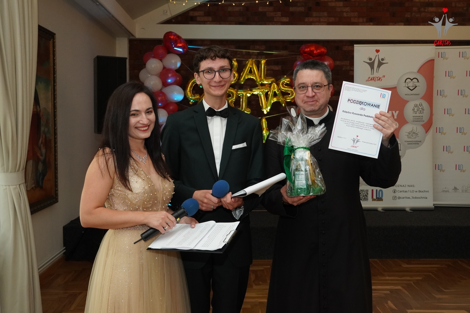 BOCHNIA. Bal wolontariuszy Szkolnego Koła Caritas w I LO [ZDJĘCIA]