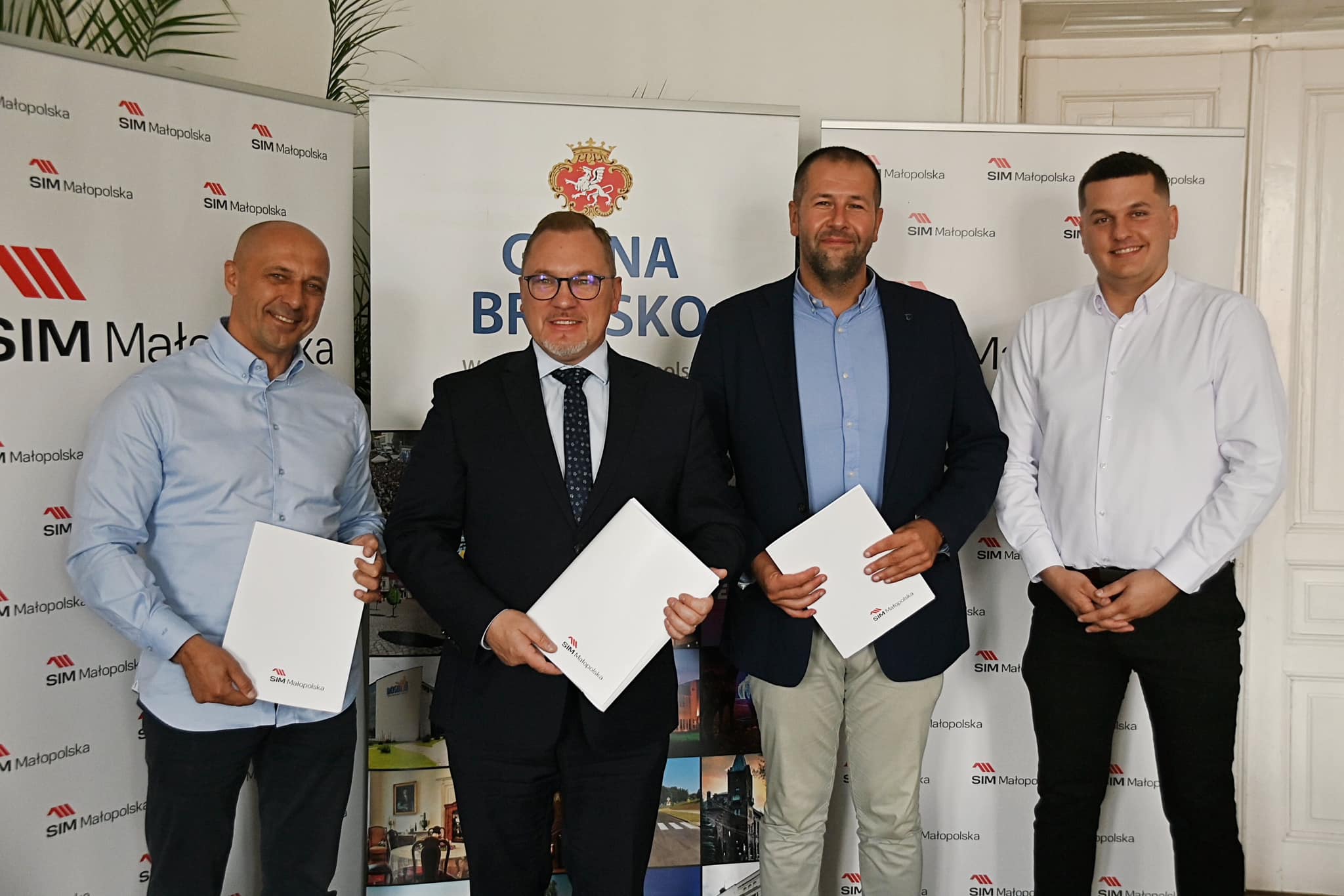 BRZESKO. Podpisano umowę na budowę 40 mieszkań w ramach SIM Małopolska