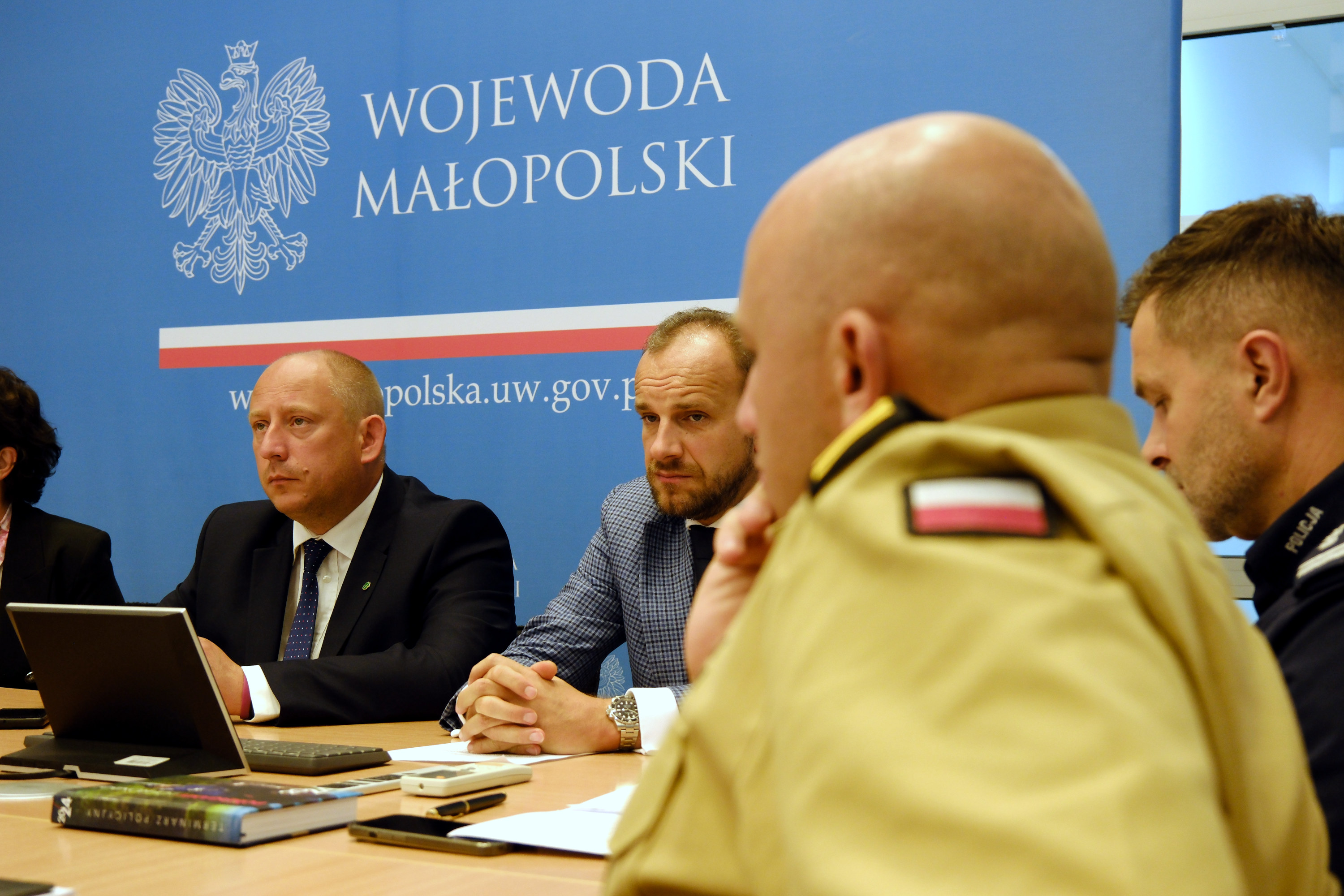 Śnięte ryby w Wiśle koło Bochni. Co się stało? [ZDJĘCIA]
