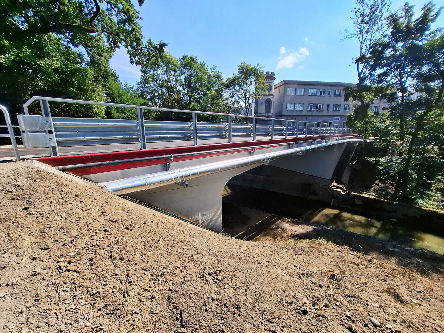 BRZESKO. Zakończył się remont mostu nad Uszwicą [ZDJĘCIA]