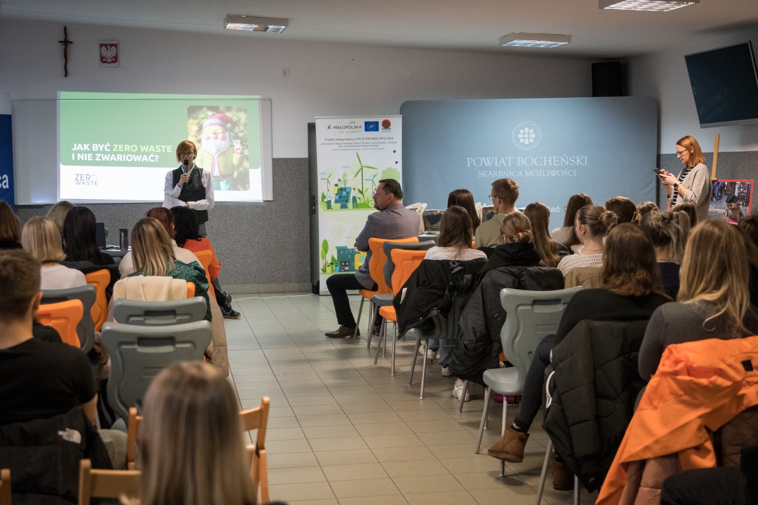 POWIAT BOCHEŃSKI. Czy zwierzęta mogą jeść plastik?- I Konferencja Ekologiczna ZERO-WASTE Z #EKOPOWIATEM