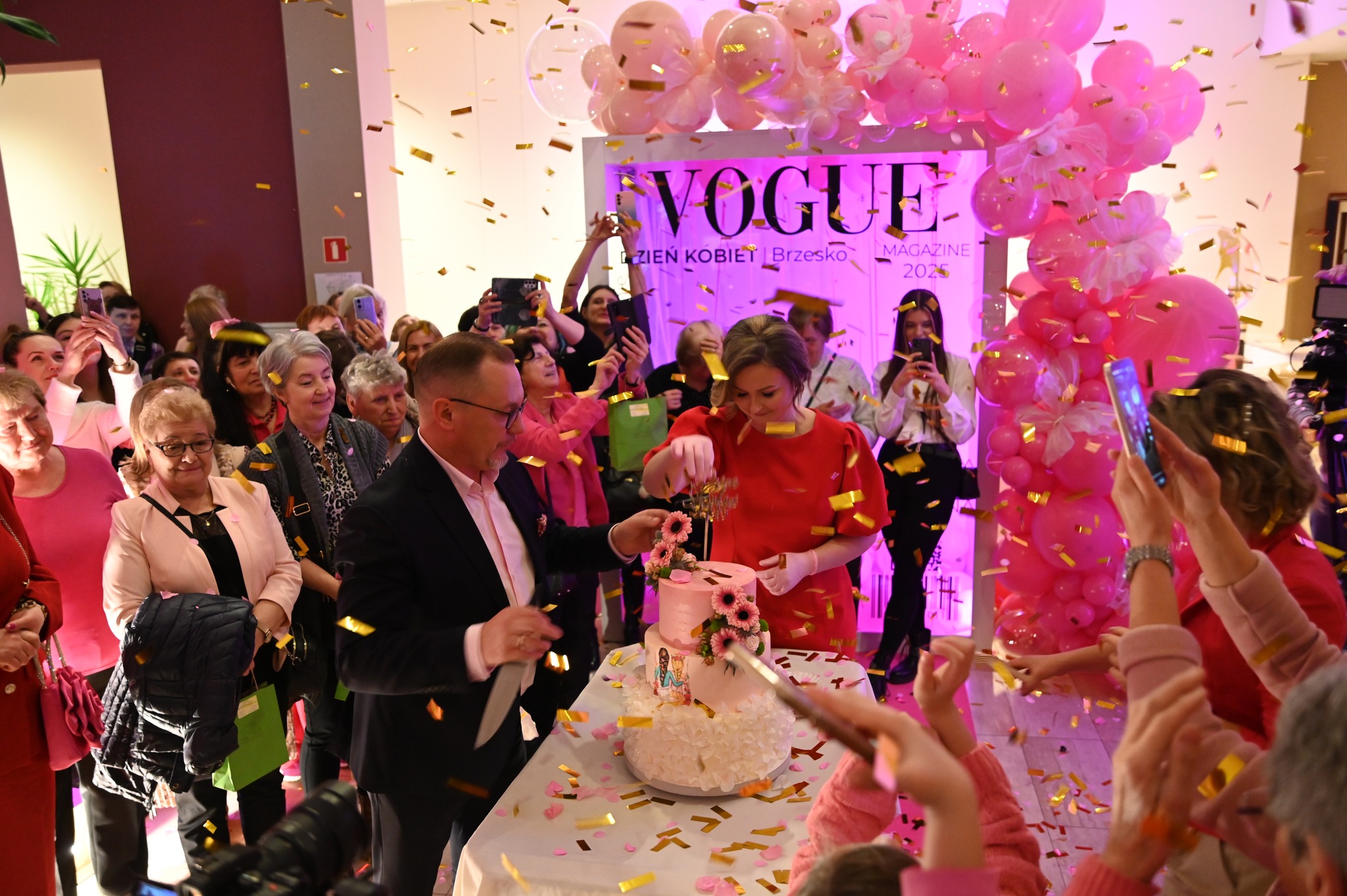 BRZESKO. Wyjątkowy Dzień Kobiet [DUŻO ZDJĘĆ]