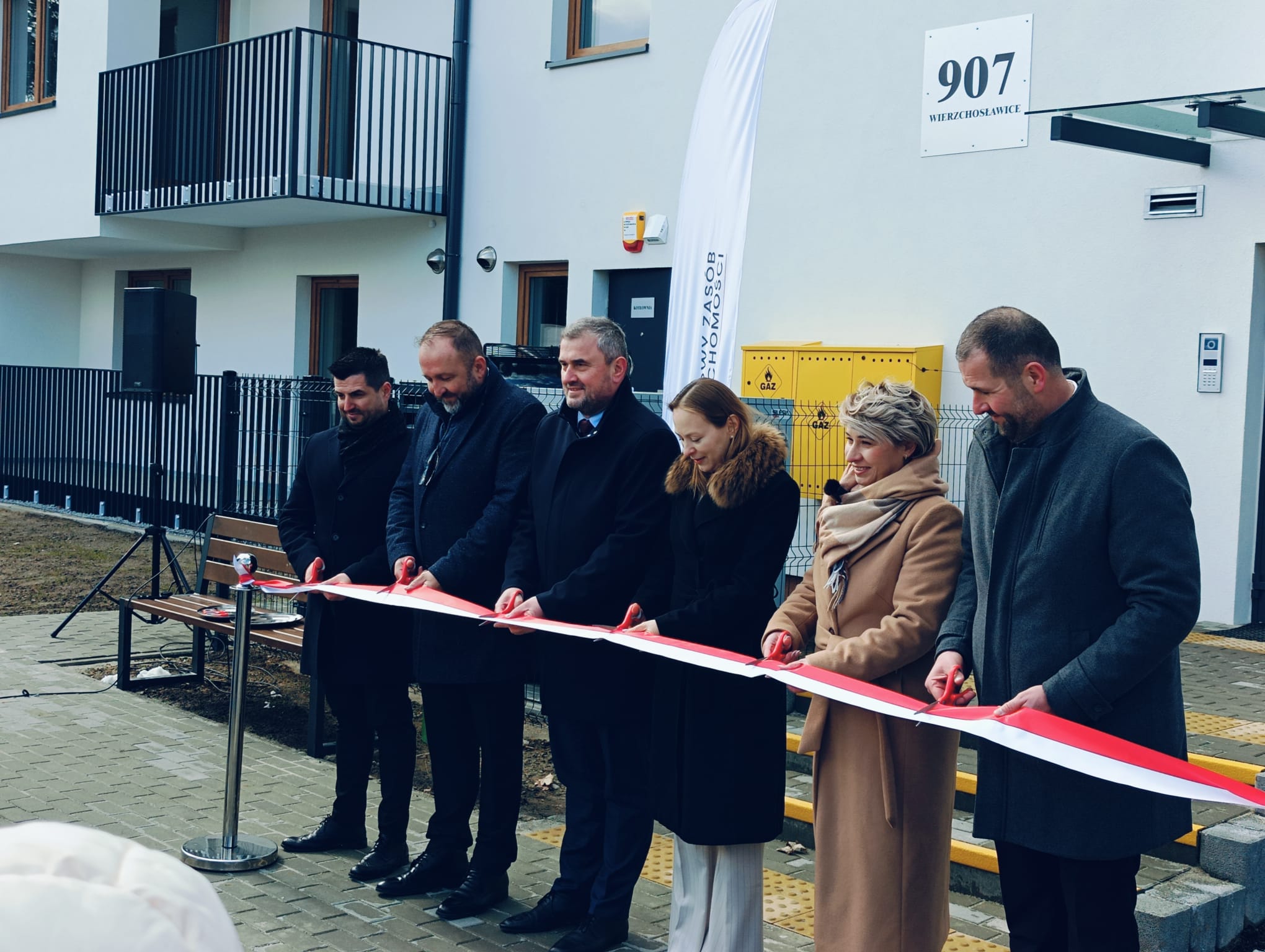 Oddano pierwsze mieszkania w ramach SIM Małopolska spółki z Brzeska [ZDJĘCIA]