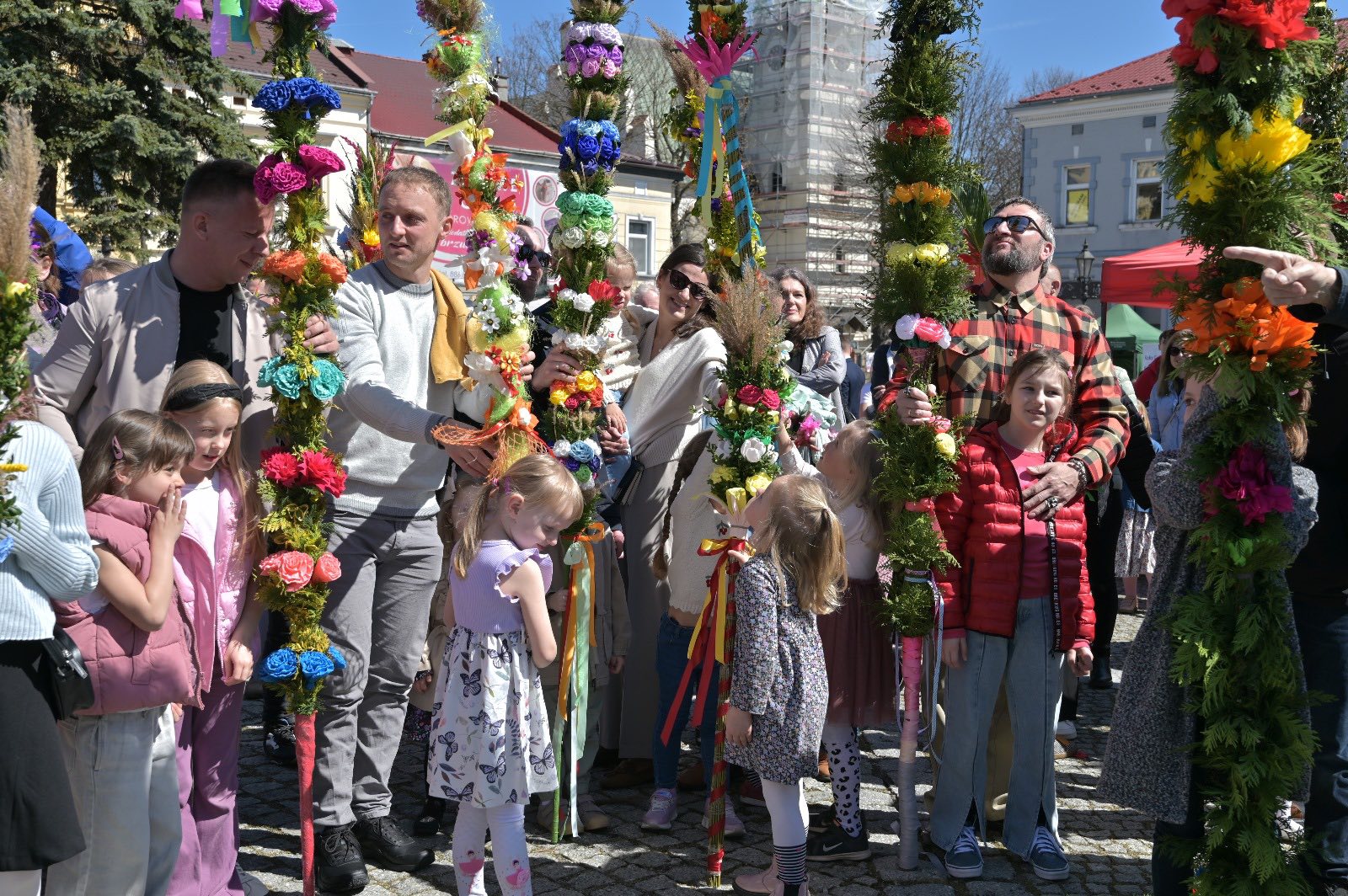 BRZESKO. Jarmark Wielkanocny przyciągnął mieszkańców [ZDJĘCIA]