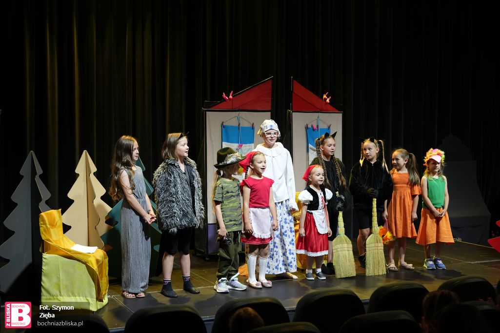 BOCHNIA. Teatralna sobota i mali aktorzy na scenie [ZDJĘCIA]