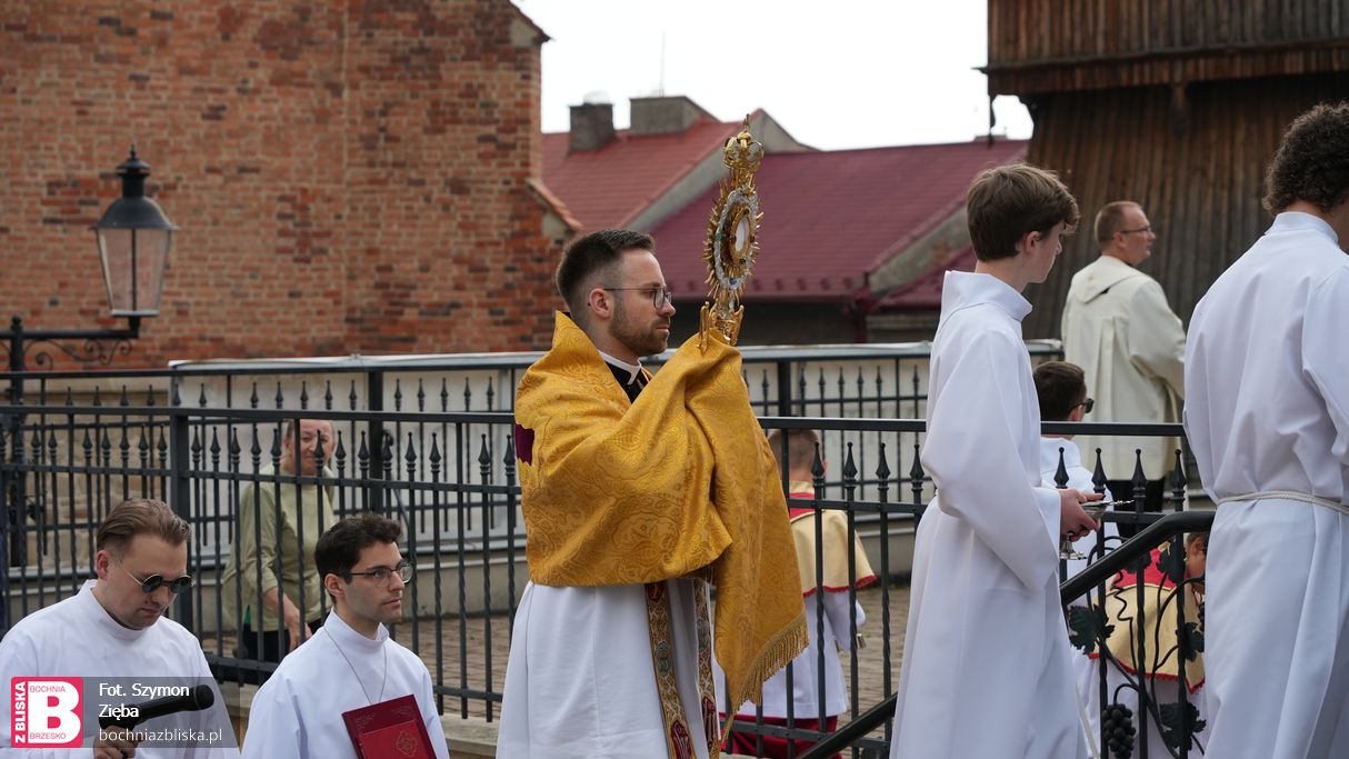 BOCHNIA. Procesja Bożego Ciała w Parafii św. Mikołaja w Bochni [ZDJĘCIA]