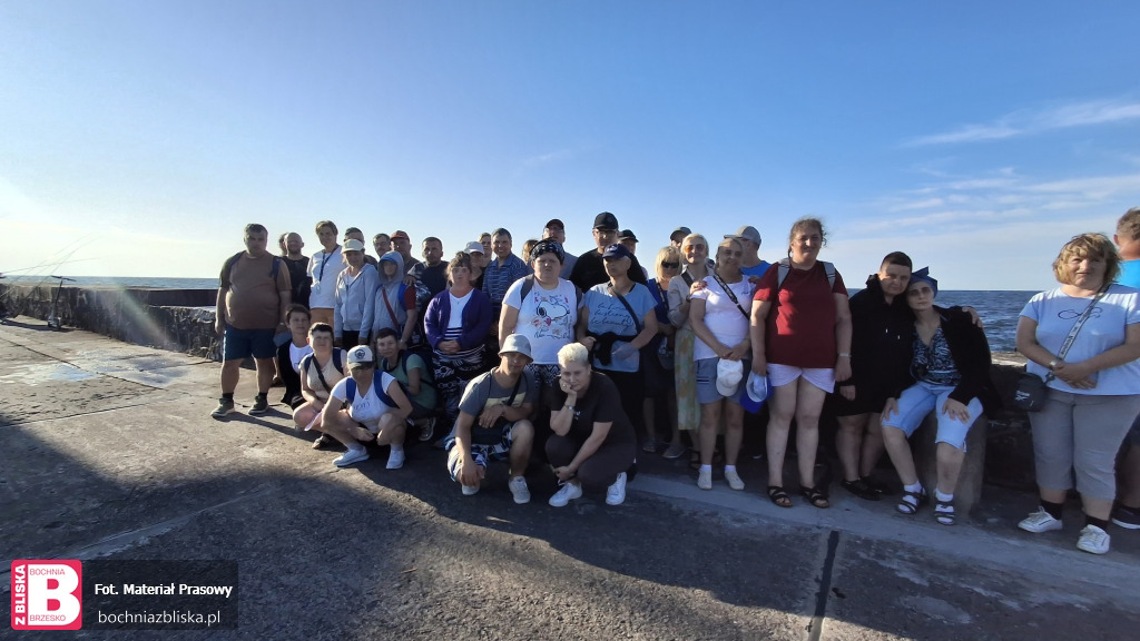 PROSZÓWKI. Podopieczni WTZ wzięli udział w turnusie rehabilitacyjnym nad morzem [ZDJĘCIA]