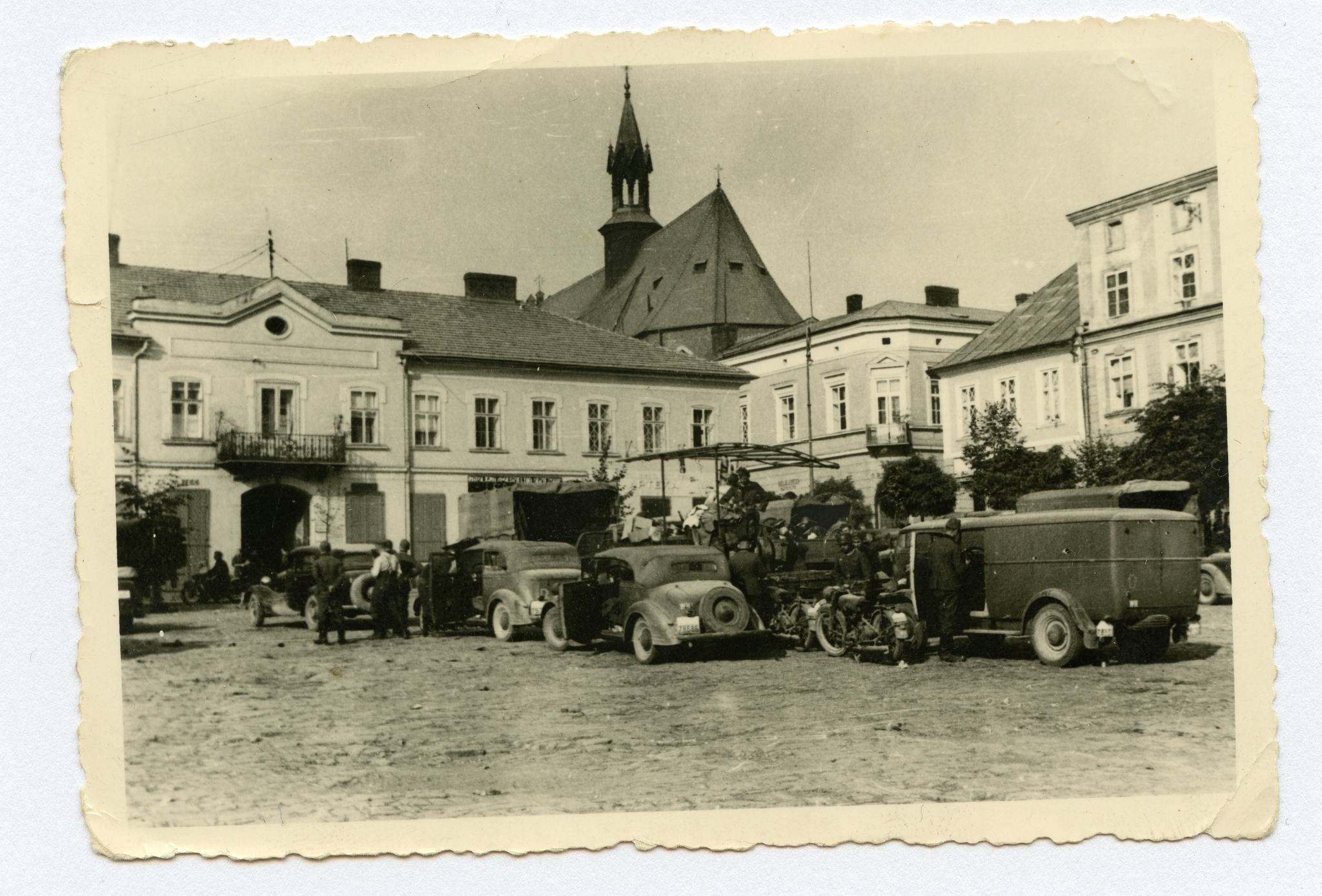 BOCHNIA. W piątek wernisaż wystawy „Bocheńszczyzna w okresie okupacji niemieckiej 1939-1945. Zdjęcia Odzyskane”