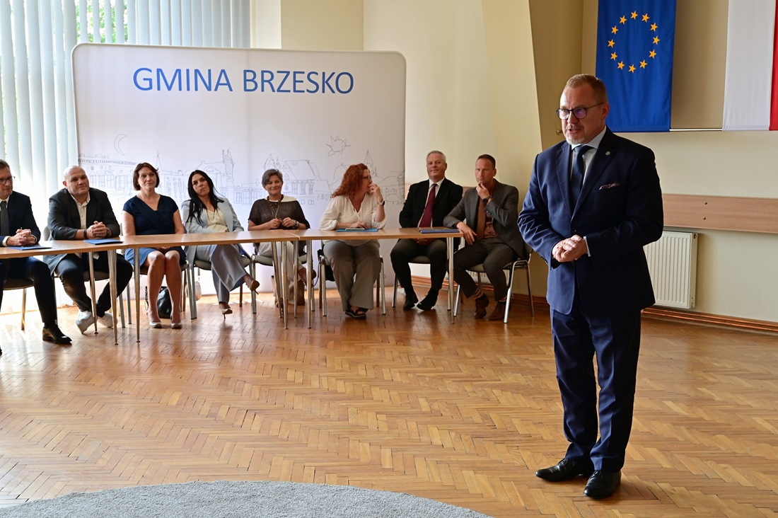 BRZESKO. Nowi dyrektorzy, awanse oraz przekształcenia [ZDJĘCIA]