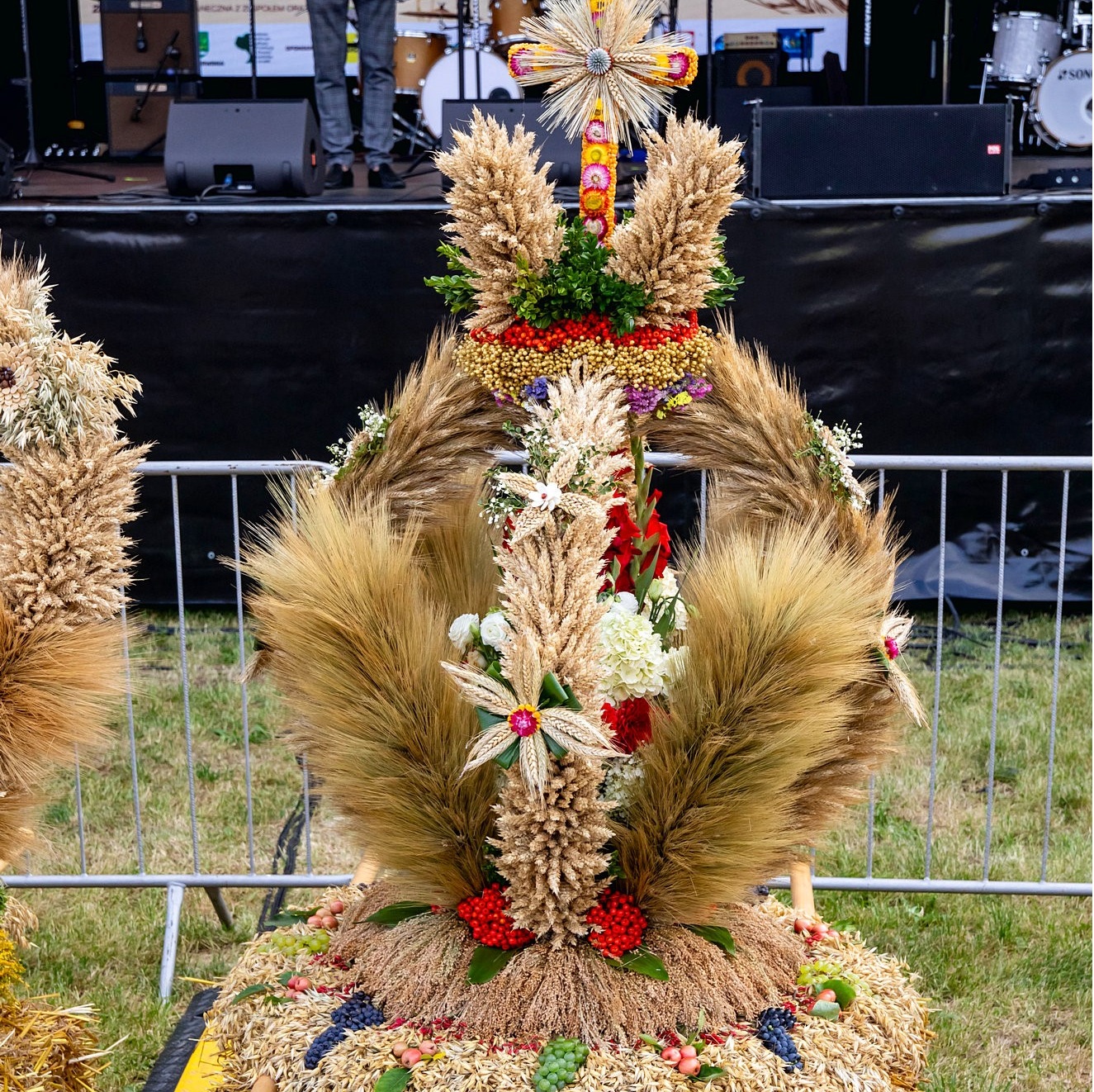 GMINA DRWINIA. Najpiękniejszy wieniec wykonały panie z KGW w Ispinie [ZDJĘCIA]