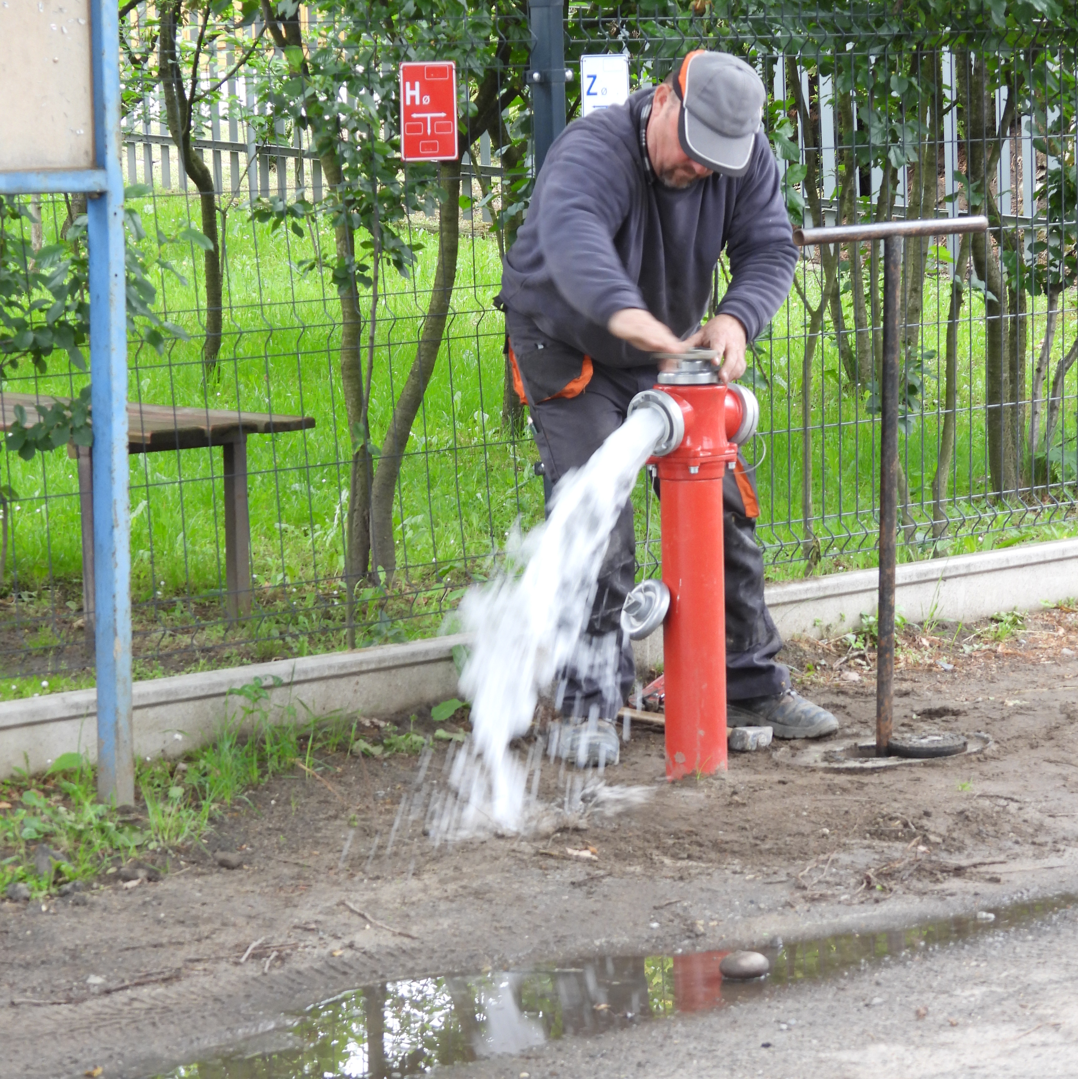 GMINA DRWINIA. Rozbudowa kanalizacji w Drwini i sieci wodociągowej w Dziewinie i Mikluszowicach