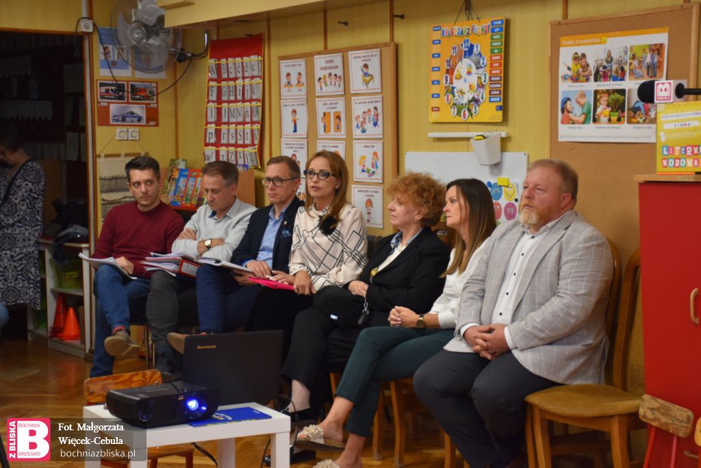 BOCHNIA. Dwie komisje pochyliły się nad problemem Przedszkola nr 6 [ZDJĘCIA, WIDEO]