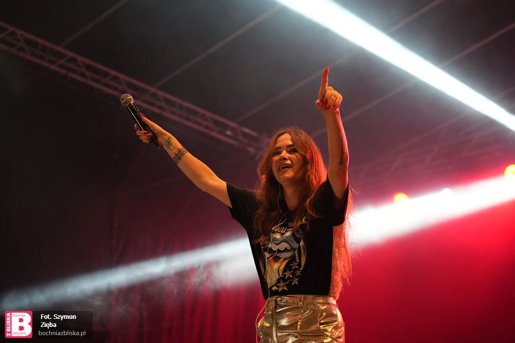 GMINA DRWINIA. Ania Rusowicz i Marek Piekarczyk na finał dożynek w Grobli [ZDJĘCIA]