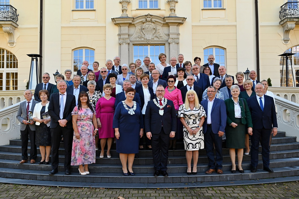 BRZESKO. Jubileusze małżeńskie 2025. Gratulacje wręczano przez trzy dni [ZDJĘCIA]