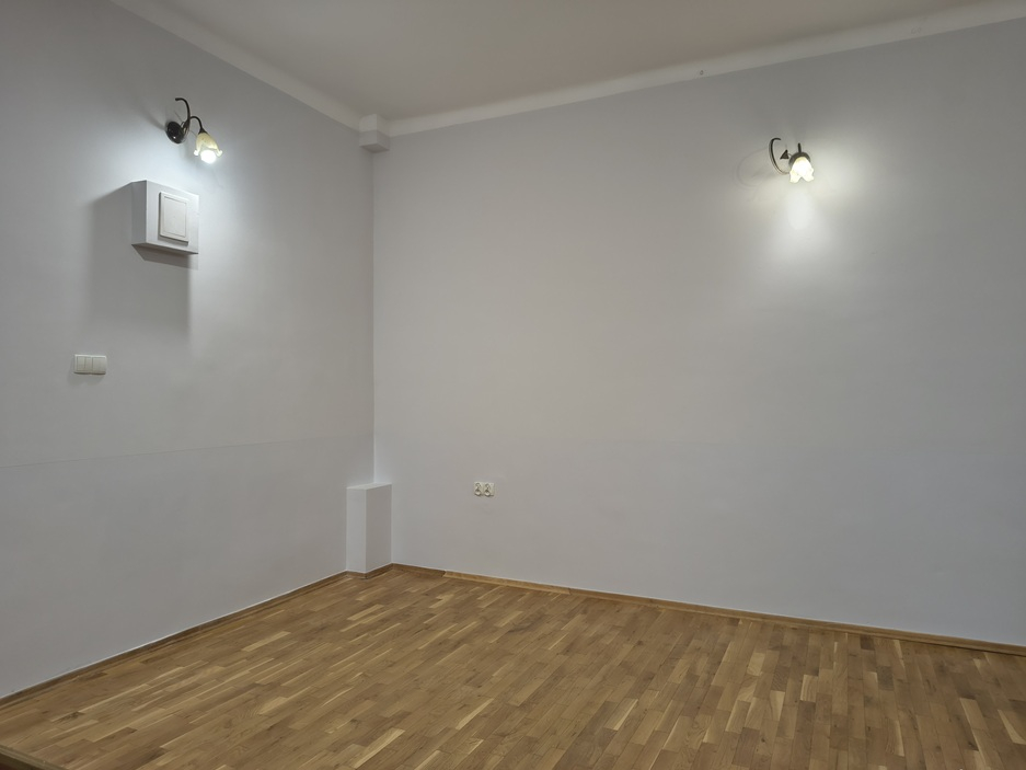 BRZESKO. Remont Domu Ludowego w Okocimiu