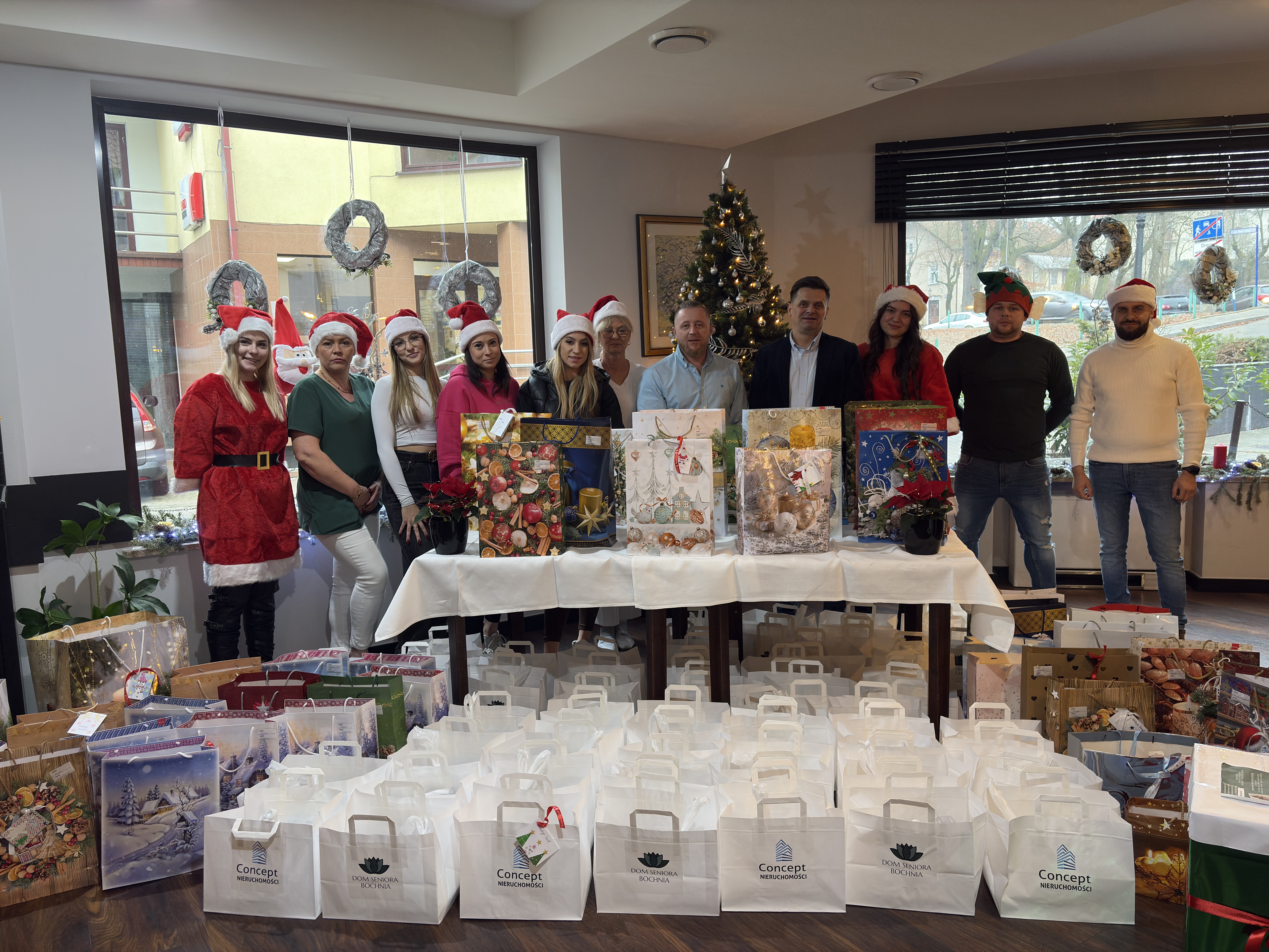 BOCHNIA. Firma Concept Adriana i Tomasza Garusów od kilku lat wspiera osoby w trudnej sytuacji życiowej