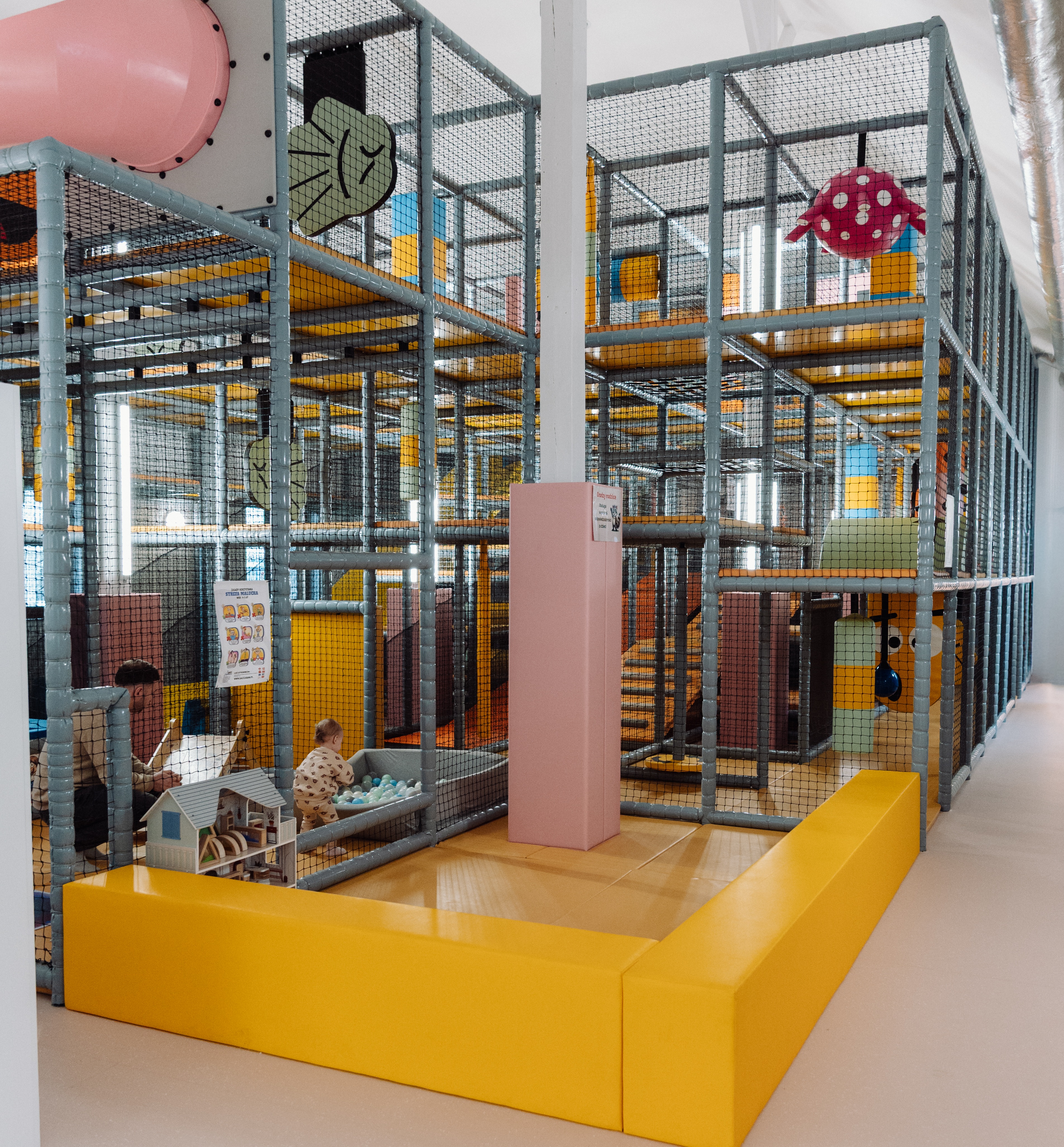 Nowa bawialnia dla dzieci w Borku. Centrum Aktywnego Wypoczynku w nowej odsłonie