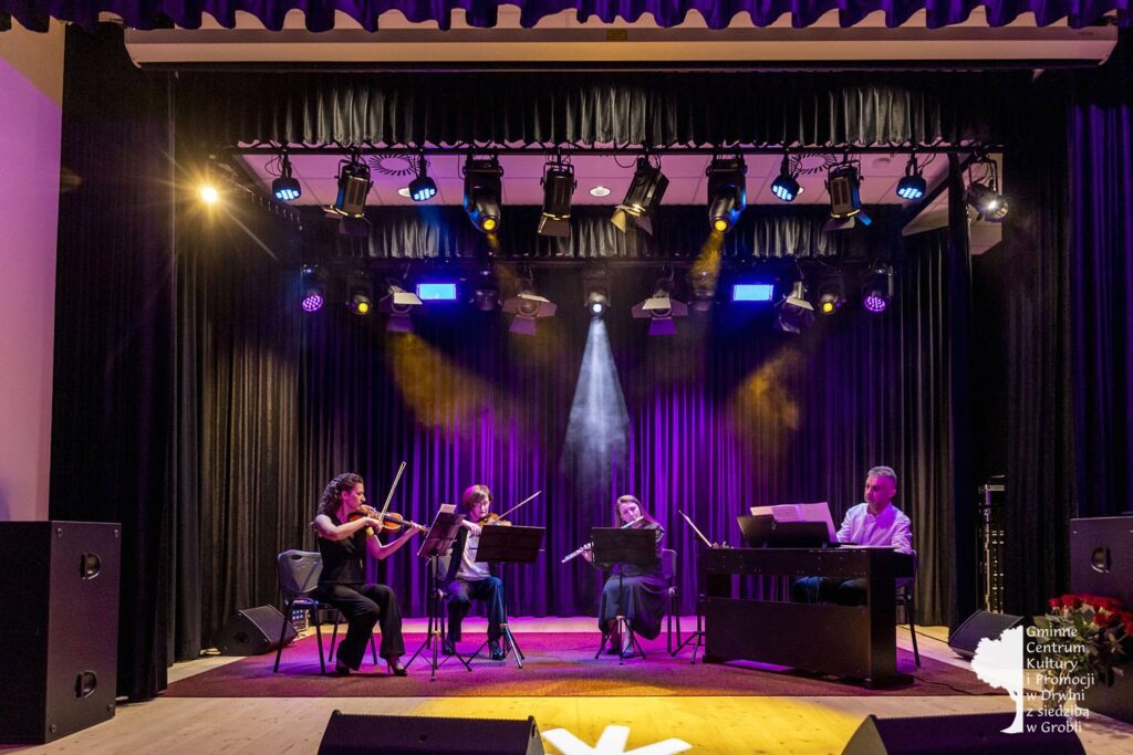 GMINA DRWINIA. Budynek GCKiP w Grobli już oficjalnie otwarty. Jak prezentuje się nowy obiekt?