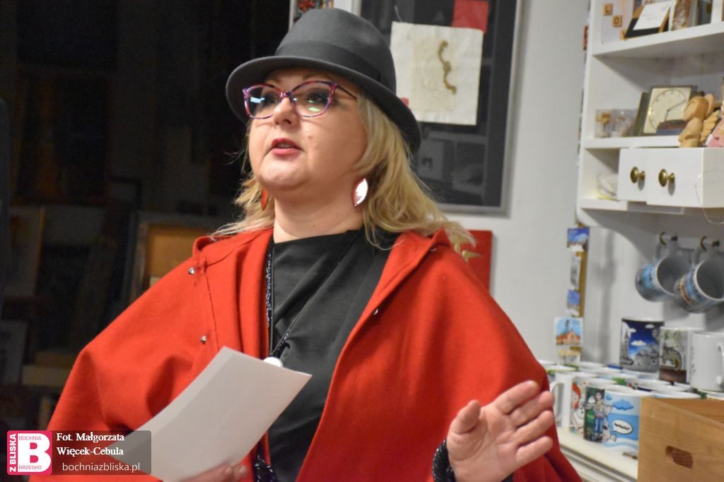 BOCHNIA. „Ja i kobiety” wernisaż Elżbiety Świder w Kopalni Sztuki Bochnia [ZDJĘCIA]