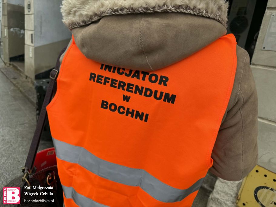 BOCHNIA. Trwa zbiórka podpisów pod referendum w sprawie odwołania burmistrz Magdaleny Łacnej