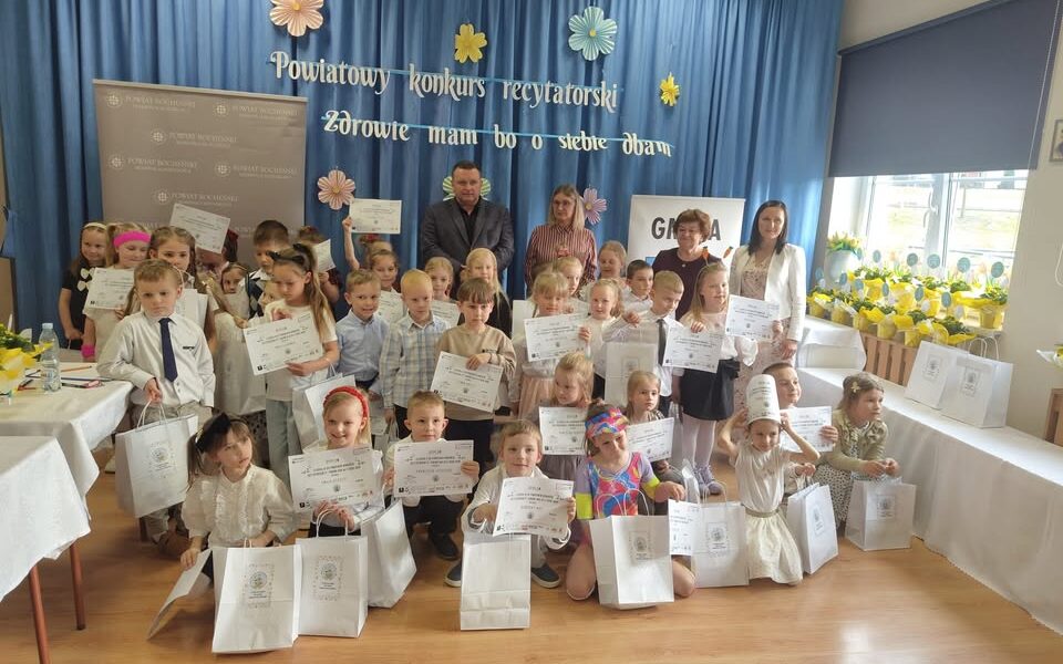LIPNICA MUROWANA. XIV Powiatowy Konkurs Recytatorski dla przedszkolaków pod patronatem Starosty Bocheńskiego i Wójta Gminy Lipnica Murowana
