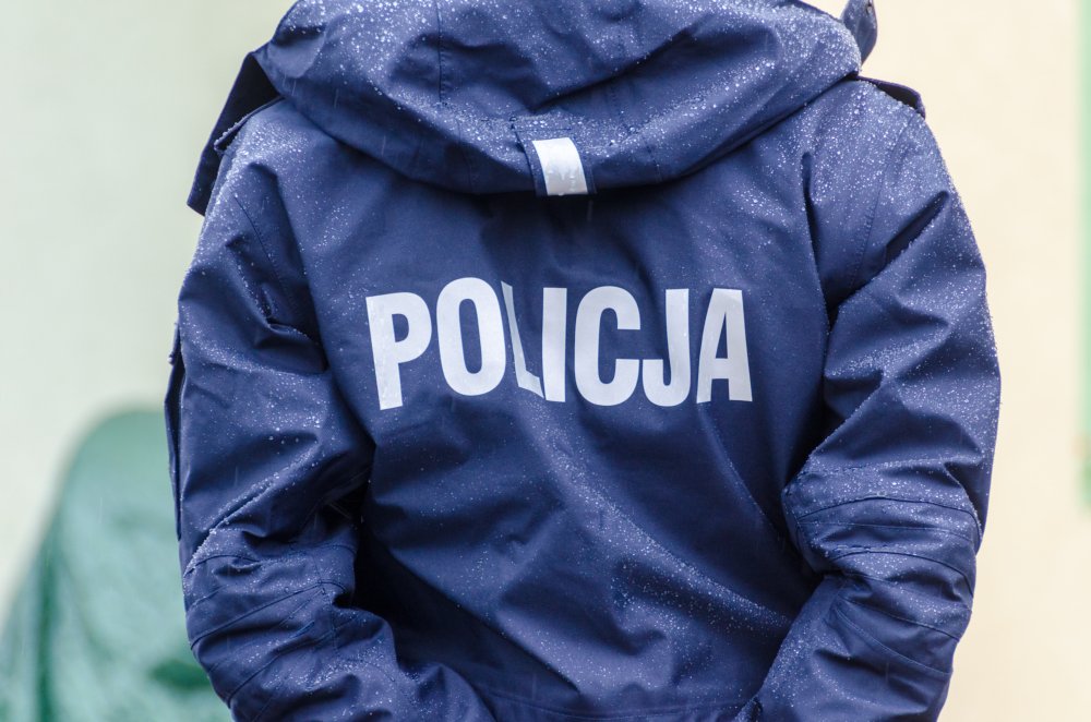 JADOWNIKI. Pijany 21-latek uciekał oplem przed policją