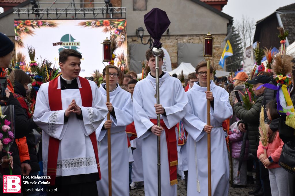 LIPNICA MUROWANA. Poświęcenie palm i procesja do kościoła św. Andrzeja [ZDJĘCIA, WIDEO]