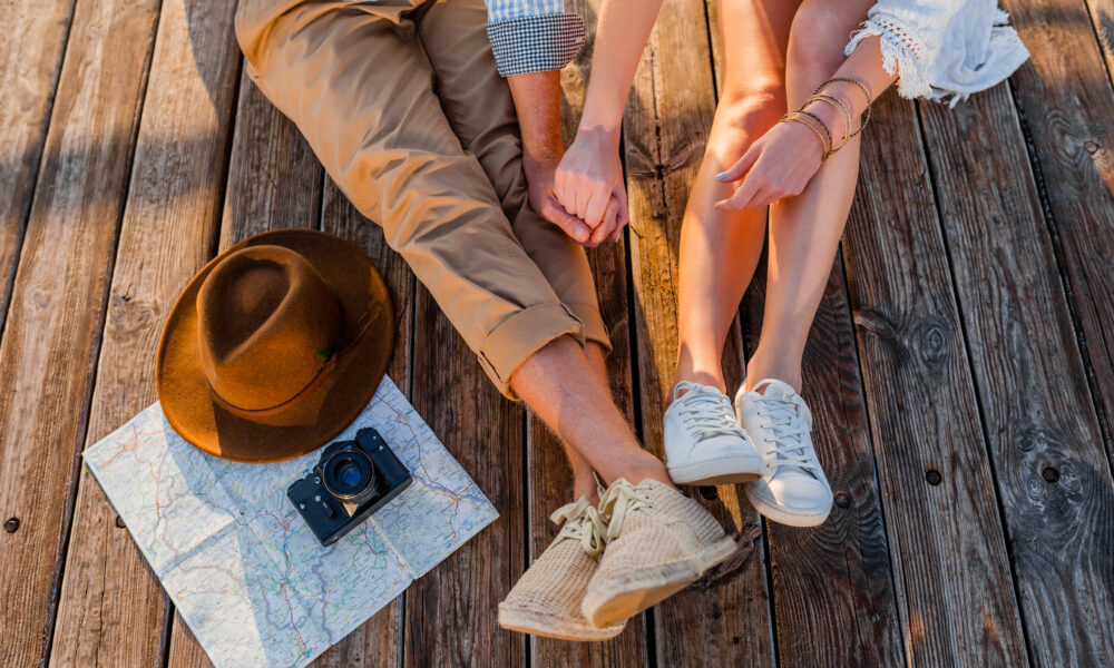 Pakujemy się na wakacje. Ile par butów naprawdę potrzebujesz podczas urlopu?