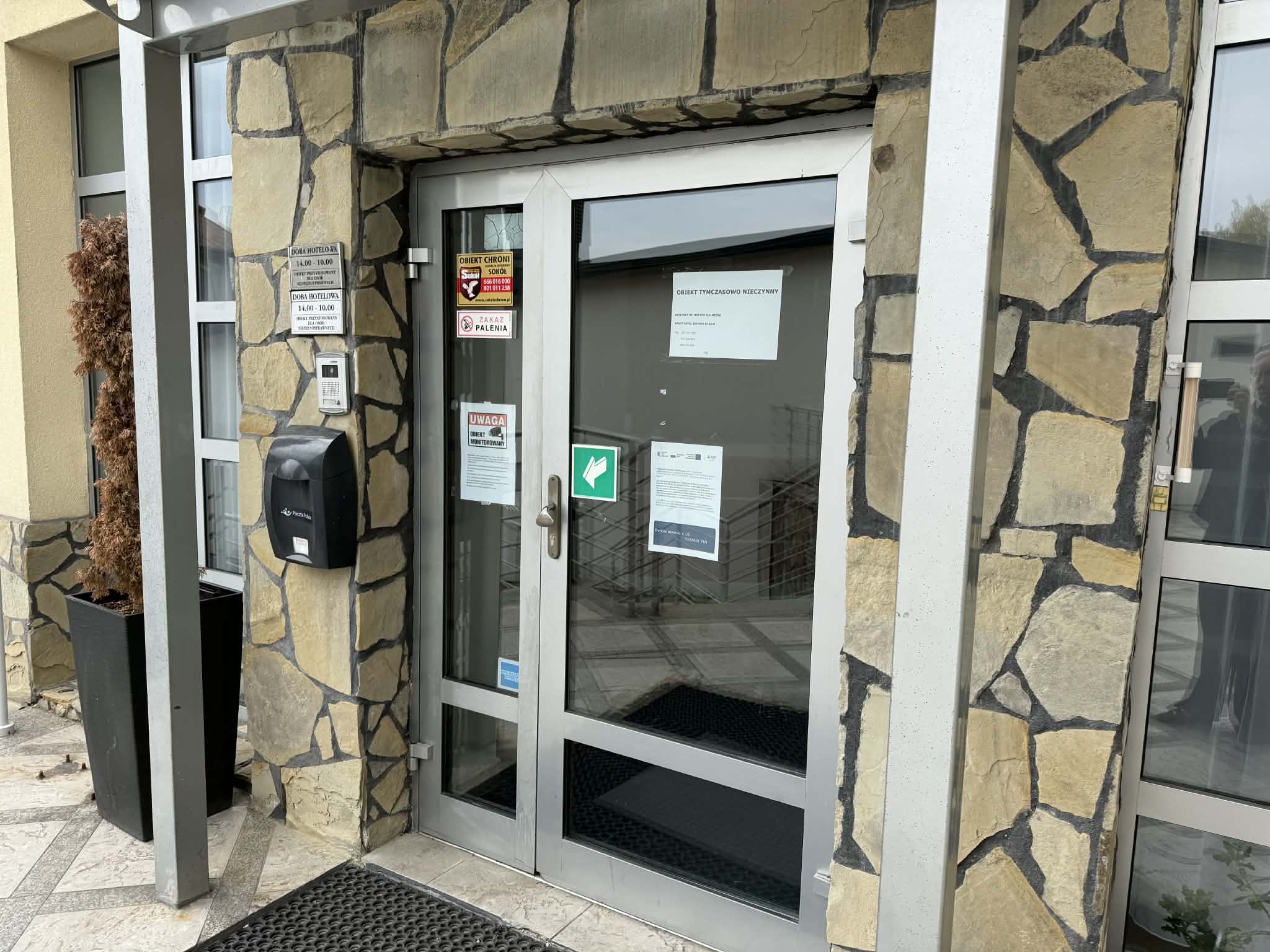 🔴TYLKO U NAS. Wykupili wczasy, ale hotel zawiesił działalność i nie wypłaca pobranych zaliczek