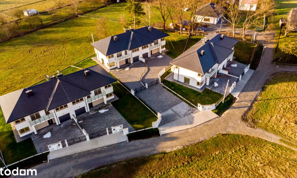 Idealny dom w spokojnej i zielonej okolicy Proszówek