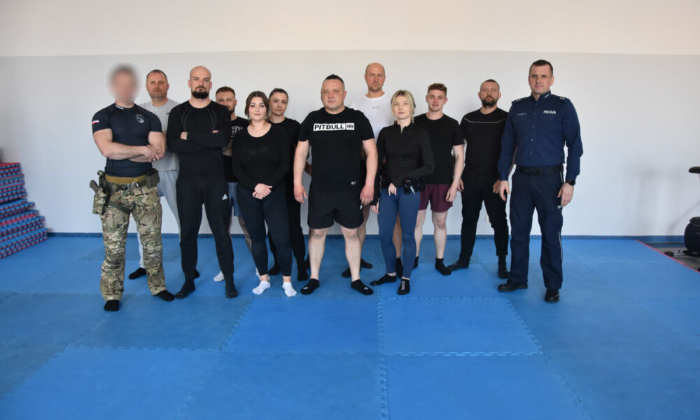 BOCHNIA. Krakowscy kontrterroryści przeprowadzili szkolenie bocheńskich policjantów