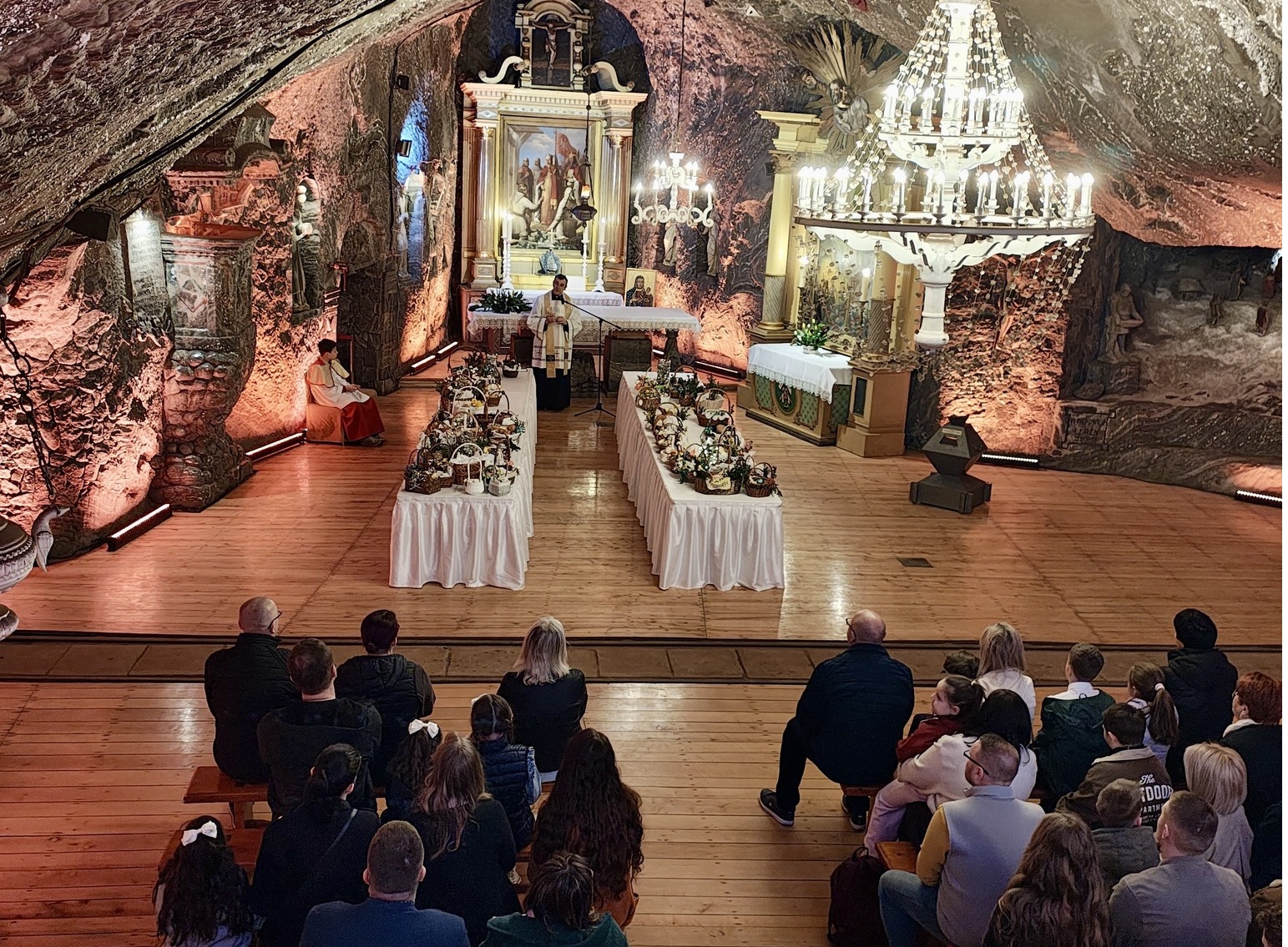 BOCHNIA. Święcenie pokarmów w bocheńskiej Kopalni Soli [ZDJĘCIA]