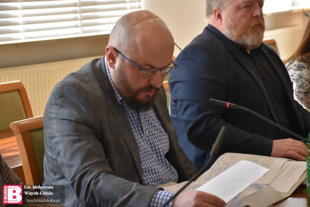 BOCHNIA. „Sukces negocjacyjny” burmistrz Magdaleny Łacnej kosztował BZUK… ponad 132 tys. zł