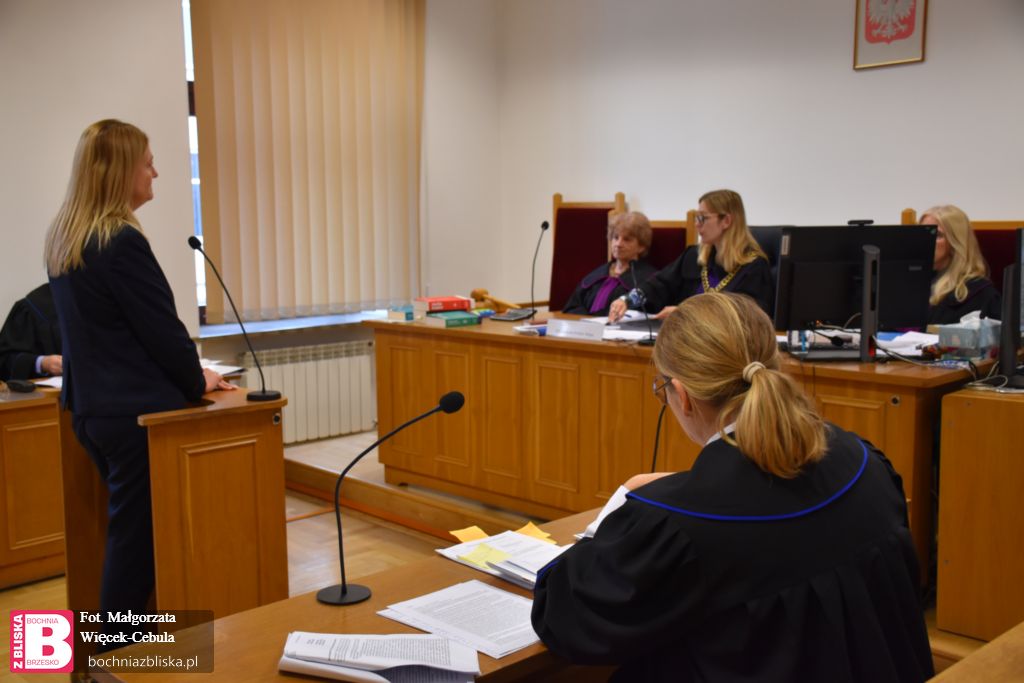 🔴 TYLKO U NAS. Kolejny pracownik wygrał z bocheńskim magistratem. Miasto musi zapłacić odszkodowanie [ZDJĘCIA]