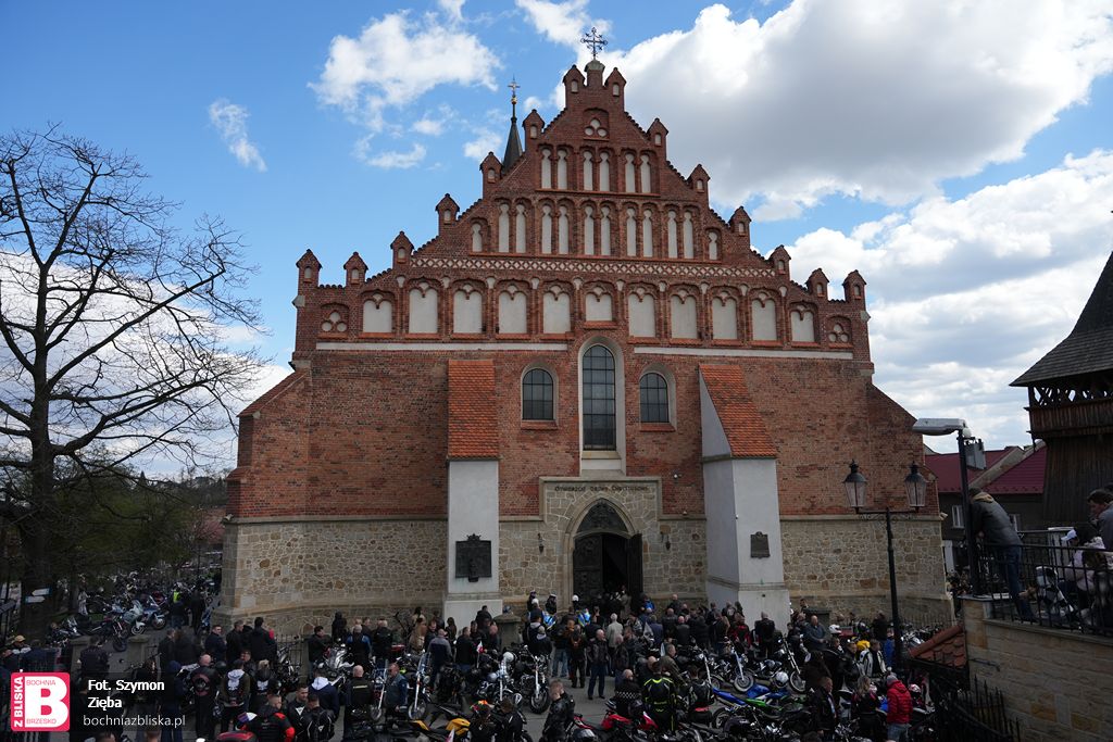 BOCHNIA. Galicyjskie Rozpoczęcie Sezonu Motocyklowego w Parafii św. Mikołaja w Bochni [ZDJĘCIA]