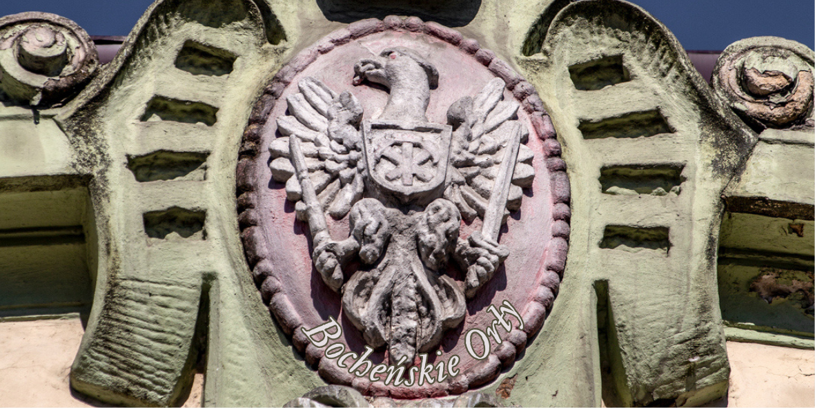 BOCHNIA. W bocheńskiej bibliotece o wystawie „Bocheńskie Orły. Historia miasta orłami pisana”