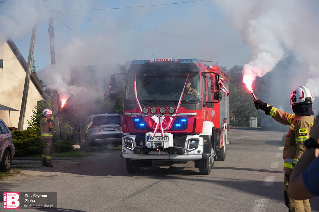 CHODENICE. Nowy samochód dla OSP w Chodenicach [ZDJĘCIA]