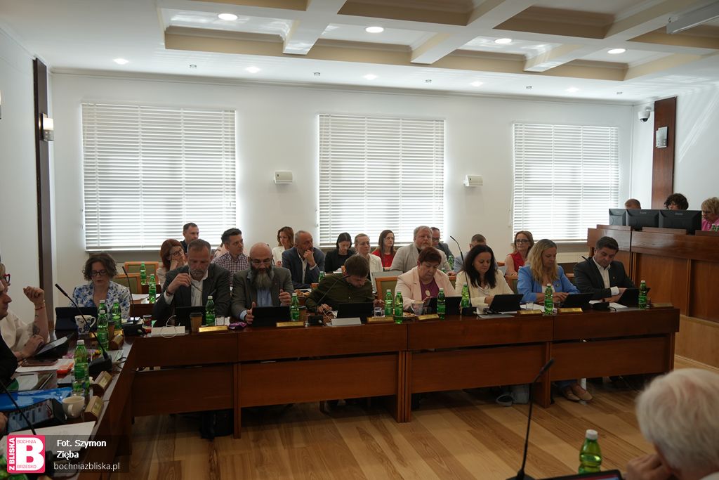 BOCHNIA. Grupa radnych kontra Reaktor B7, czyli raz jeszcze o „wkładaniu patyka w szprychy”
