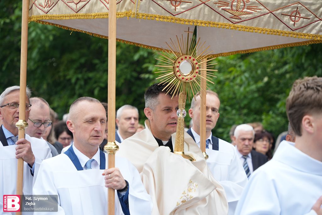 BOCHNIA. Procesja Bożego Ciała w Parafii pw. św. Pawła Apostoła [DUŻO ZDJĘĆ]