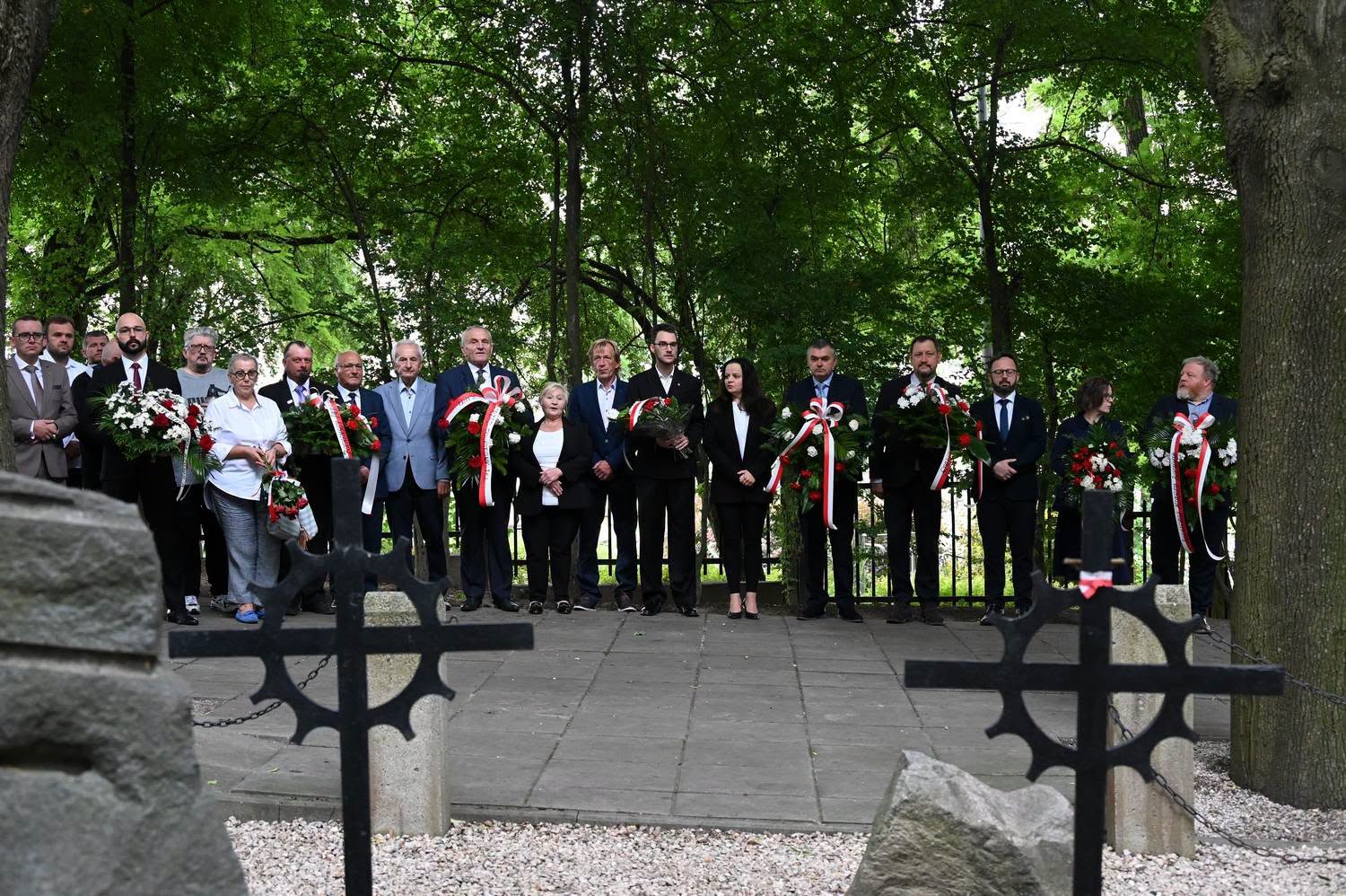 BOCHNIA. Oddali hołd Polakom – Ofiarom Ludobójstwa dokonanego przez OUN i UPA na ziemiach wschodnich II Rzeczypospolitej Polskiej [ZDJĘCIA]