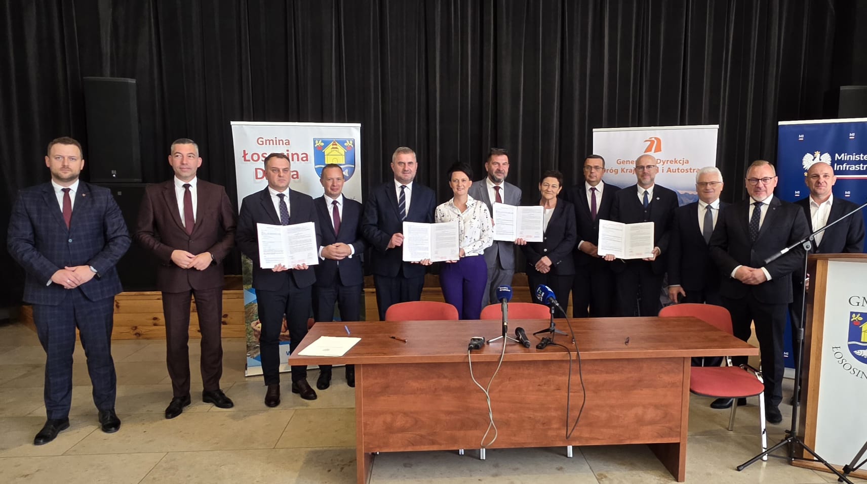 REGION. GDDKiA podpisała umowy z wykonawcami koncepcji programowych dla dwóch odcinków przyszłej Sądeczanki – DK75 [ZDJĘCIA]