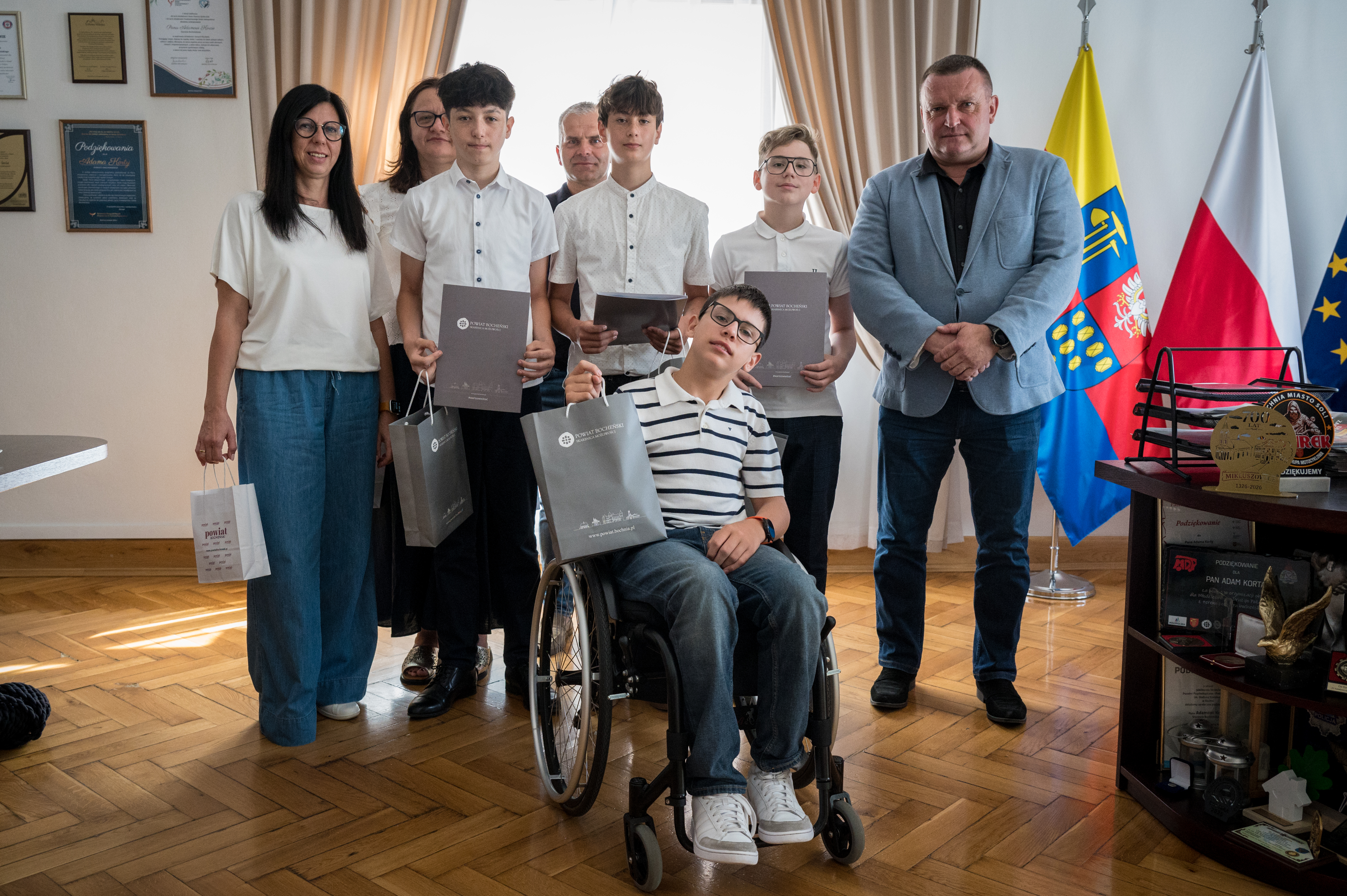 GMINA DRWINIA. Na szczyt mimo barier. Niezwykły gest uczniów z Drwini [ZDJĘCIA]