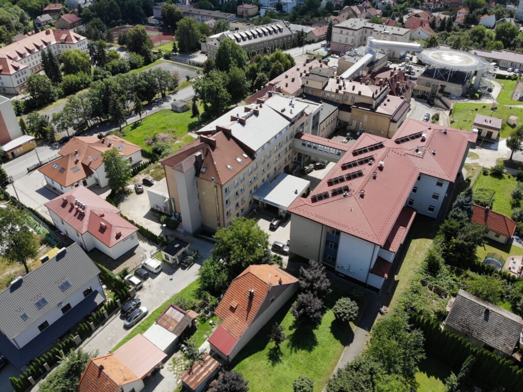 POWIAT BOCHEŃSKI. Kolejne 5 milionów złotych na modernizację lądowiska przy bocheńskim szpitalu