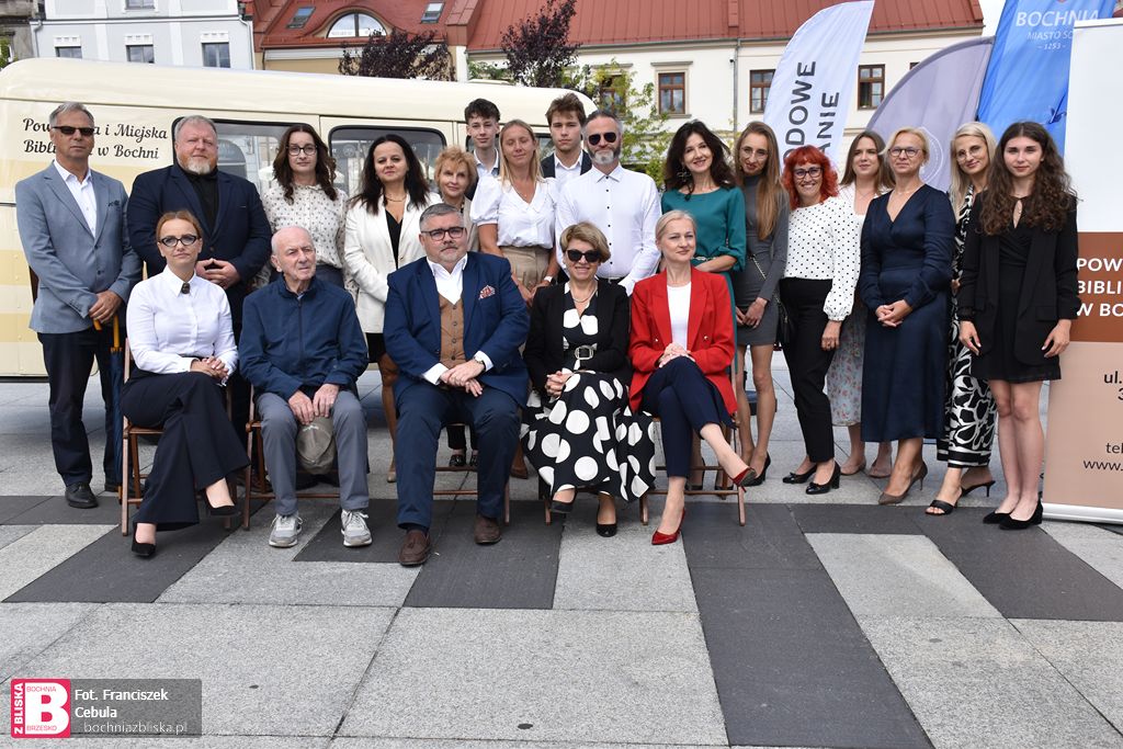 BOCHNIA. Minister, samorządowcy, nauczyciele oraz przedstawiciele różnych instytucji czytali „Dziady” Mickiewicza [ZDJĘCIA]
