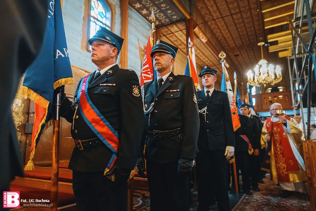 GMINA BOCHNIA. 100-lecie Ochotniczej Straży Pożarnej w Pogwizdowie [ZDJĘCIA]