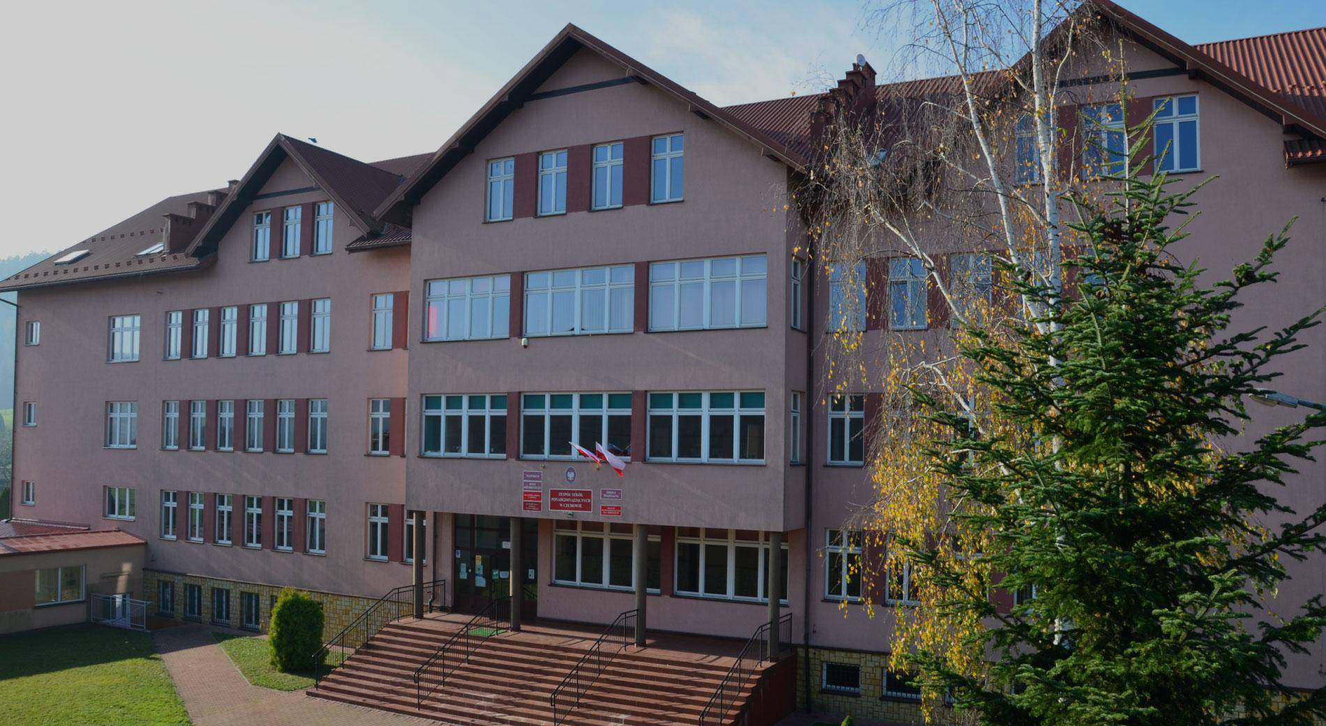 POWIAT BRZESKI. Winda zmieni szkołę w Czchowie