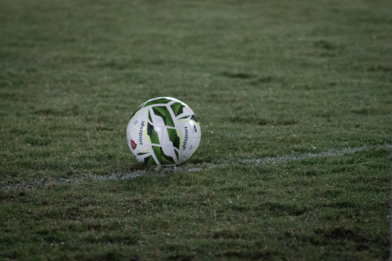 Czym jest faza play-off w Lidze Europy i kiedy się odbywa?